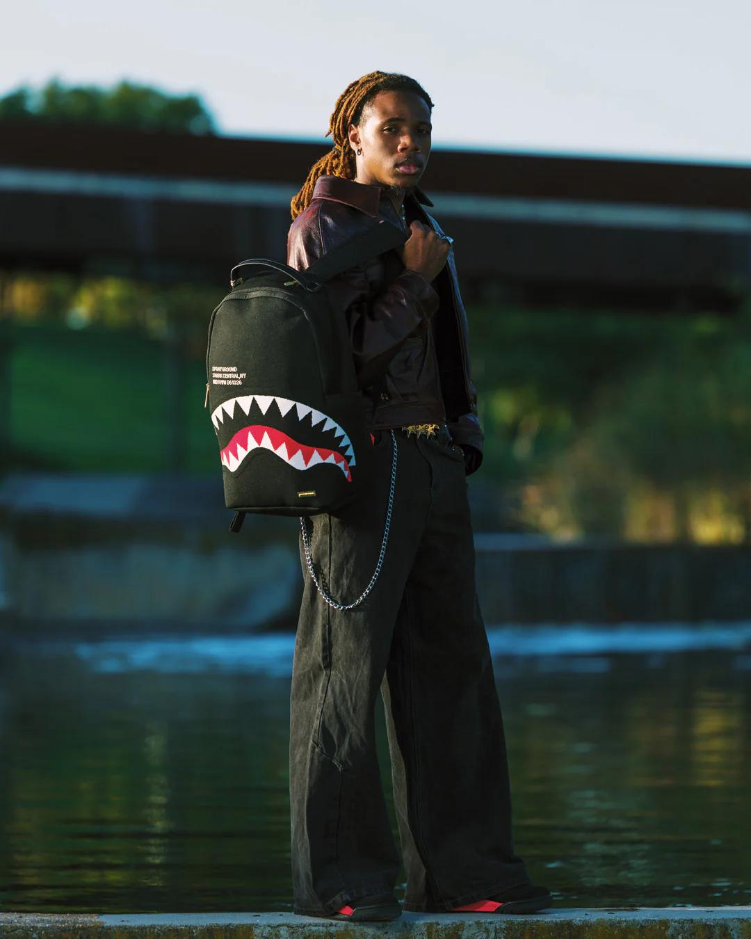 Sprayground Best Seller | SHARK CENTRAL AEROFLEX BACKPACK