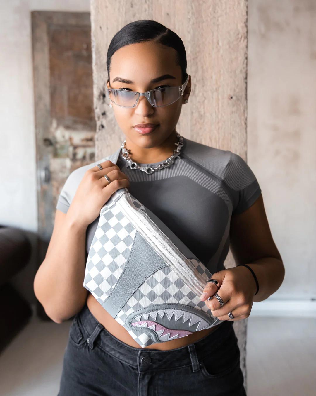 Sprayground Premium | AIR TO THE THRONE JETSET SAVVY CROSSBODY