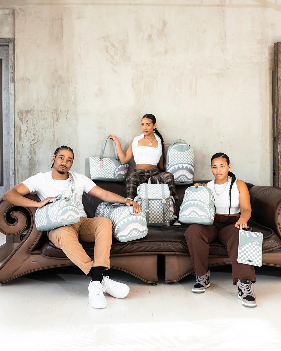 Sprayground Premium | AIR TO THE THRONE JETSET SAVVY CROSSBODY