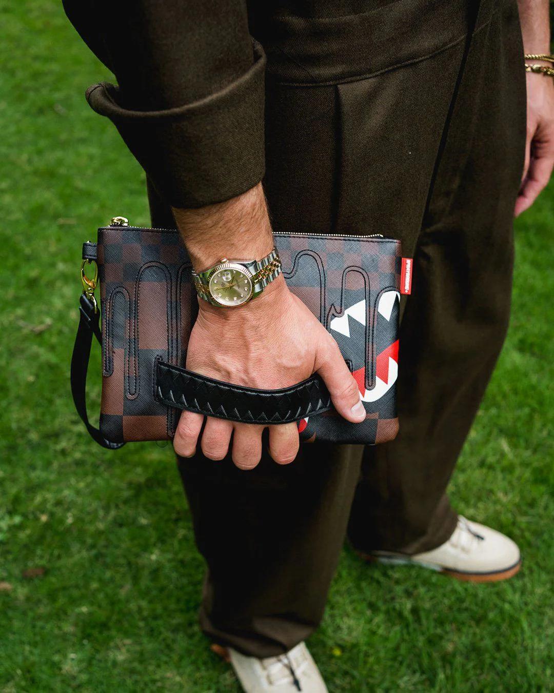 Sprayground Recommended | XTC SHARKS IN PARIS CROSSOVER CLUTCH