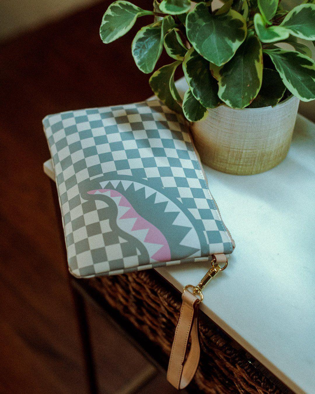 Sprayground Exclusive | ROSE ALL DAY LA PALAIS CROSSOVER CLUTCH