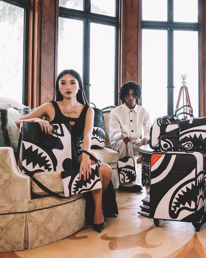 Sprayground Classic | V.V.I.P. CROSSOVER CLUTCH