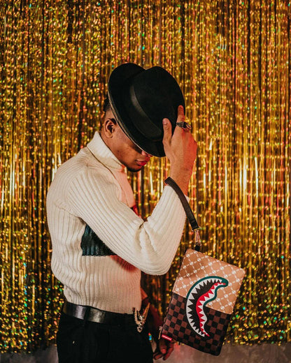 Sprayground Trending | PARIS VS FLORENCE CROSSOVER CLUTCH