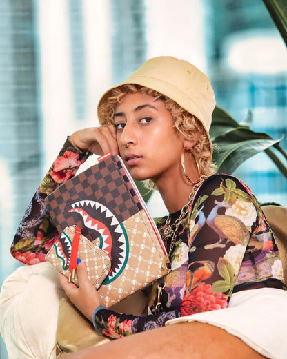 Sprayground Trending | PARIS VS FLORENCE CROSSOVER CLUTCH