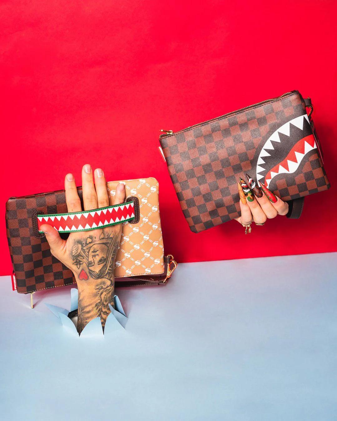 Sprayground Trending | PARIS VS FLORENCE CROSSOVER CLUTCH