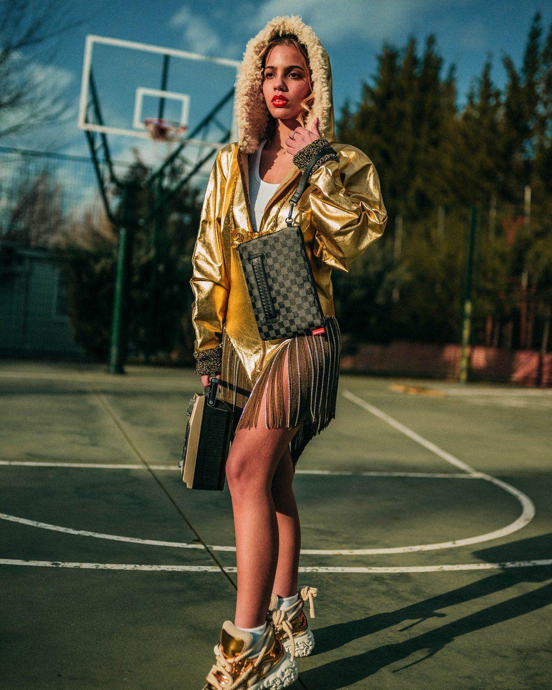 Sprayground Signature | HENNY BLACK CROSSOVER CLUTCH