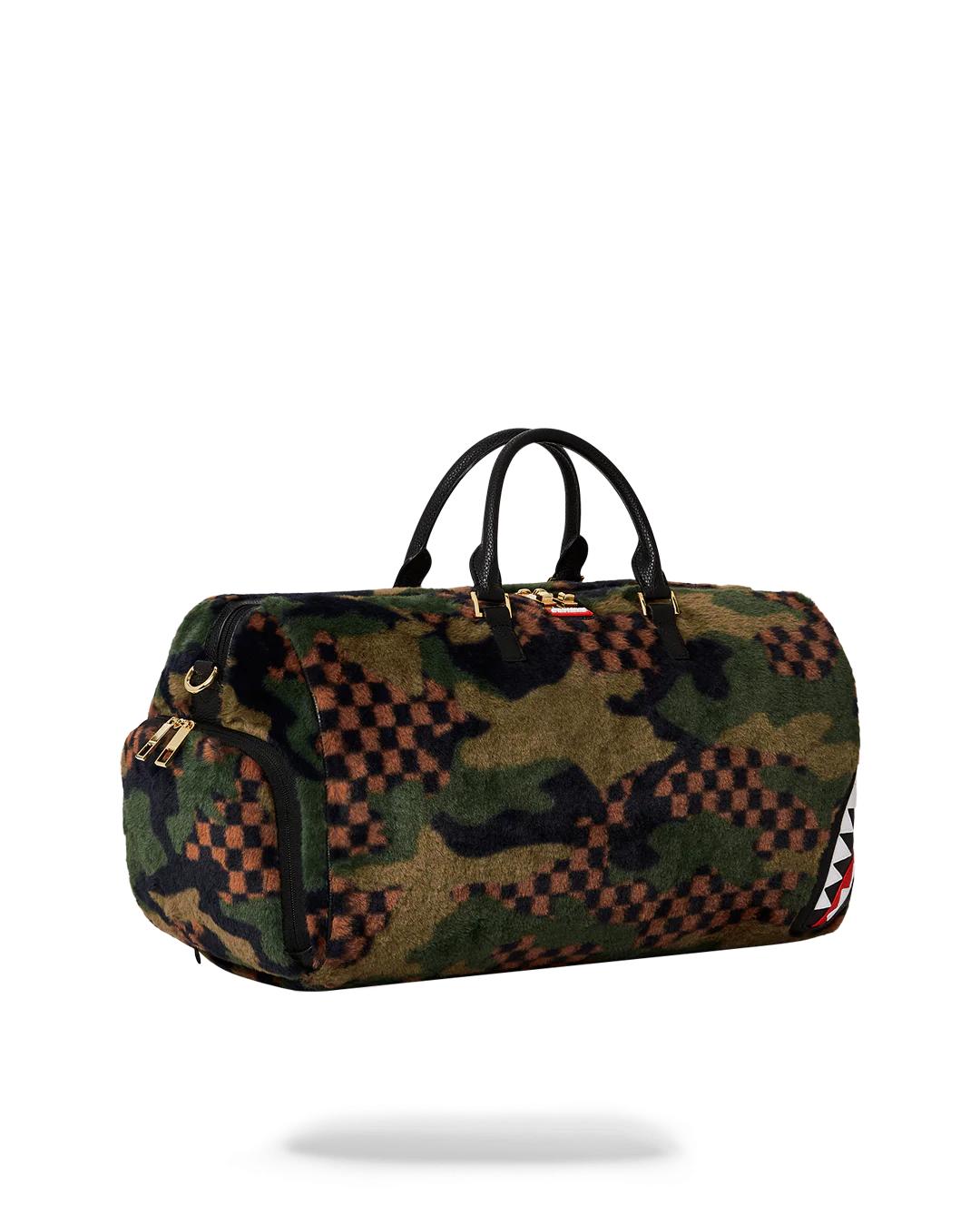 Sprayground Recommended | BIG SKY FUR SHARK DUFFLE