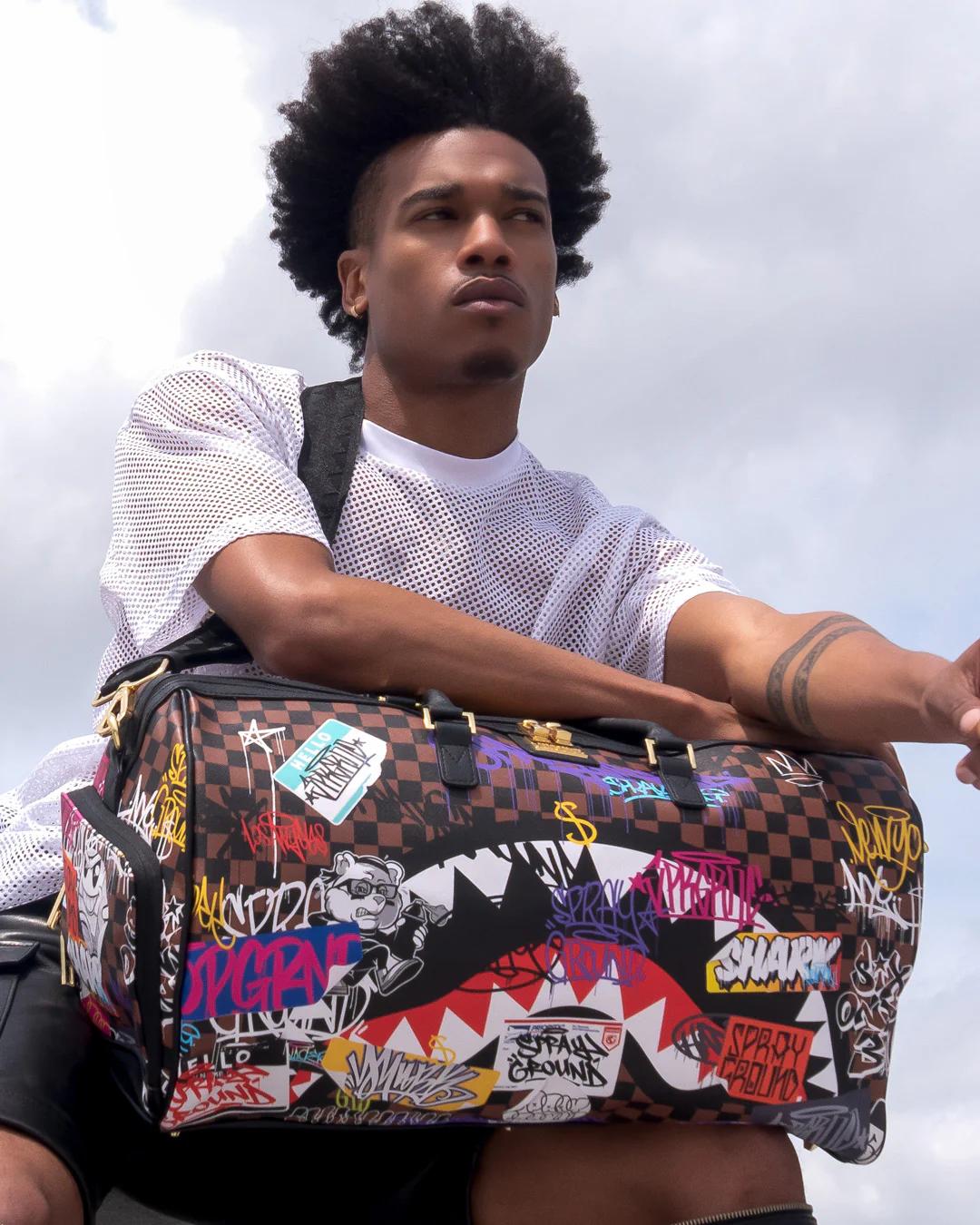 Sprayground Trending | SHARKS IN PARIS THE RIZZ DUFFLE