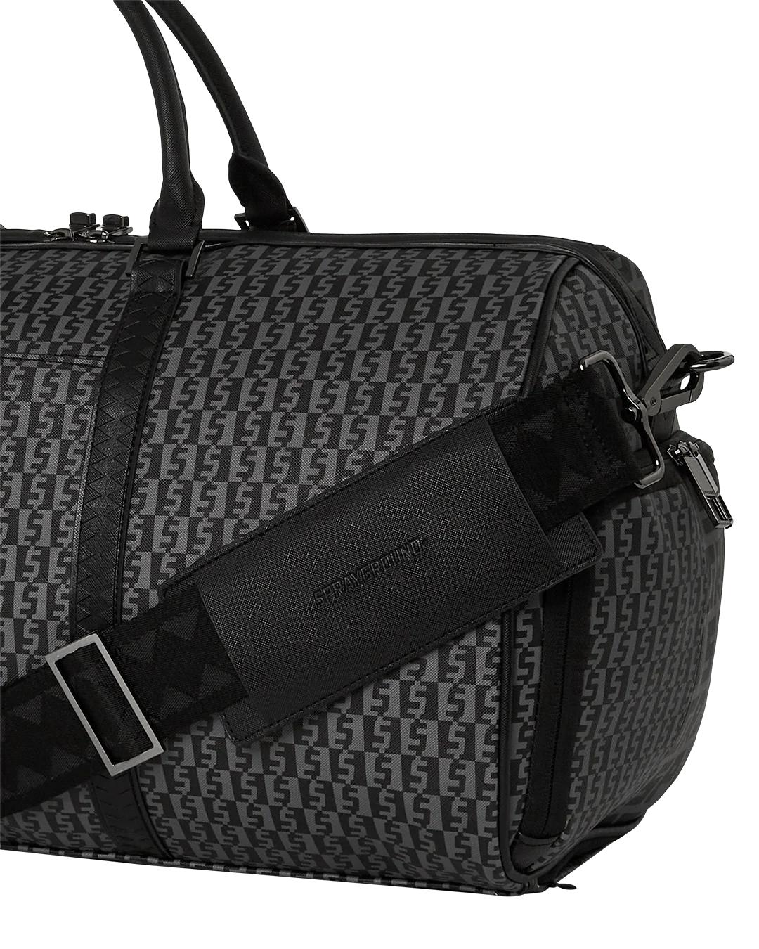 Sprayground Recommended | SHARKFINITY STEALTH PILOT DUFFLE