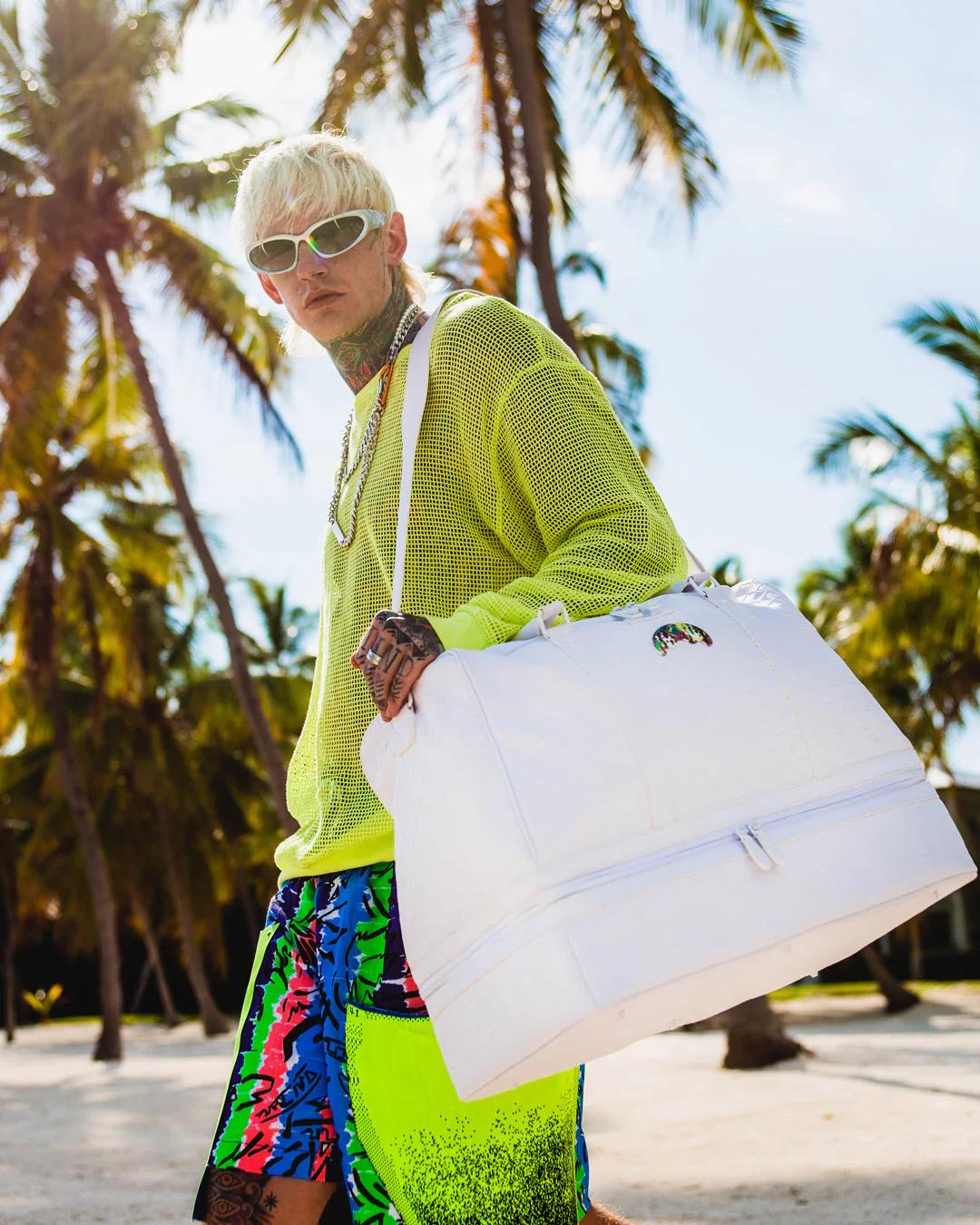 Sprayground Signature | SHOW UP SHOW OUT STILETTO DUFFLE
