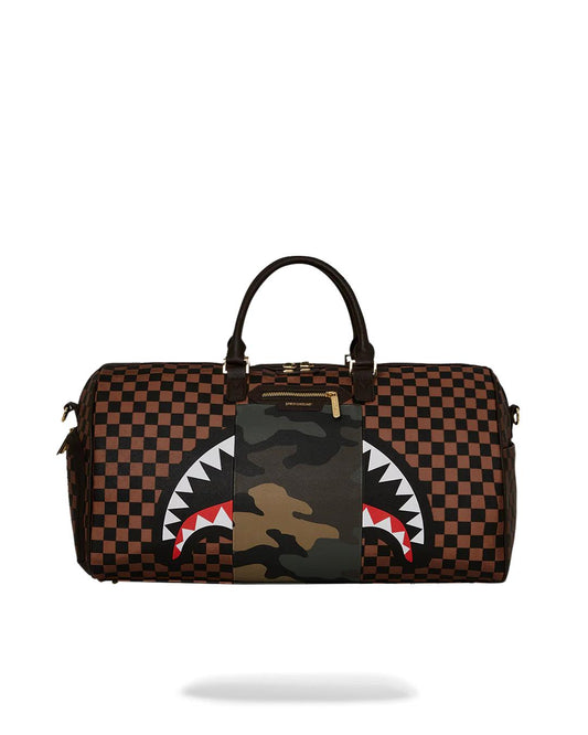 Sprayground Premium | EXTERIOR GOLD ZIP POCKET SHARKS IN PARIS DUFFLE