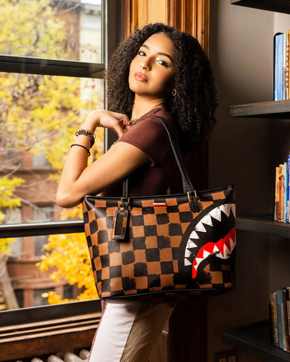 Sprayground Best Seller | SHARKS IN PARIS VANQUISH TOTE