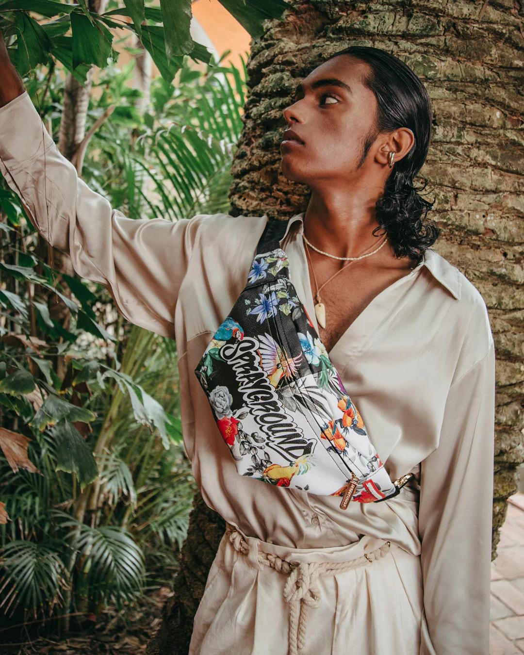 Sprayground Trending | SHADOW FLIGHT SAVVY CROSSBODY