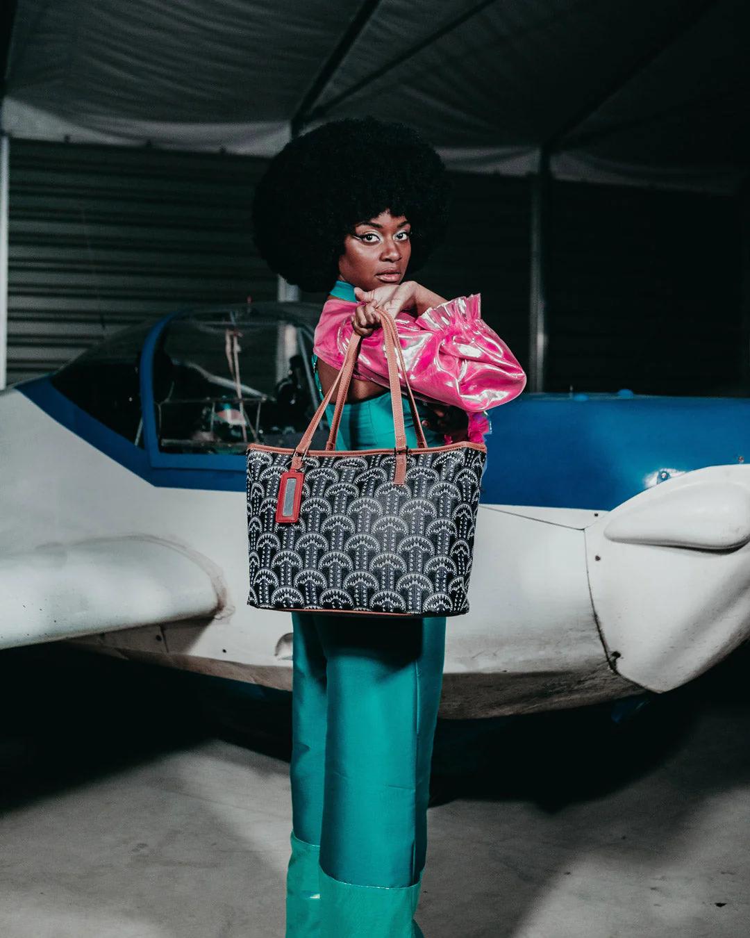 Sprayground Exclusive | ILLUCHAINS TOTE