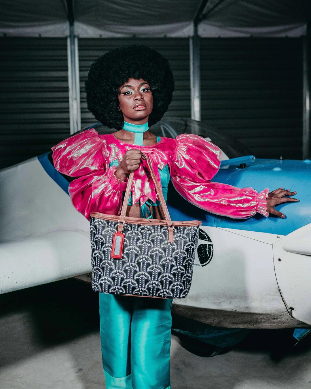Sprayground Exclusive | ILLUCHAINS TOTE