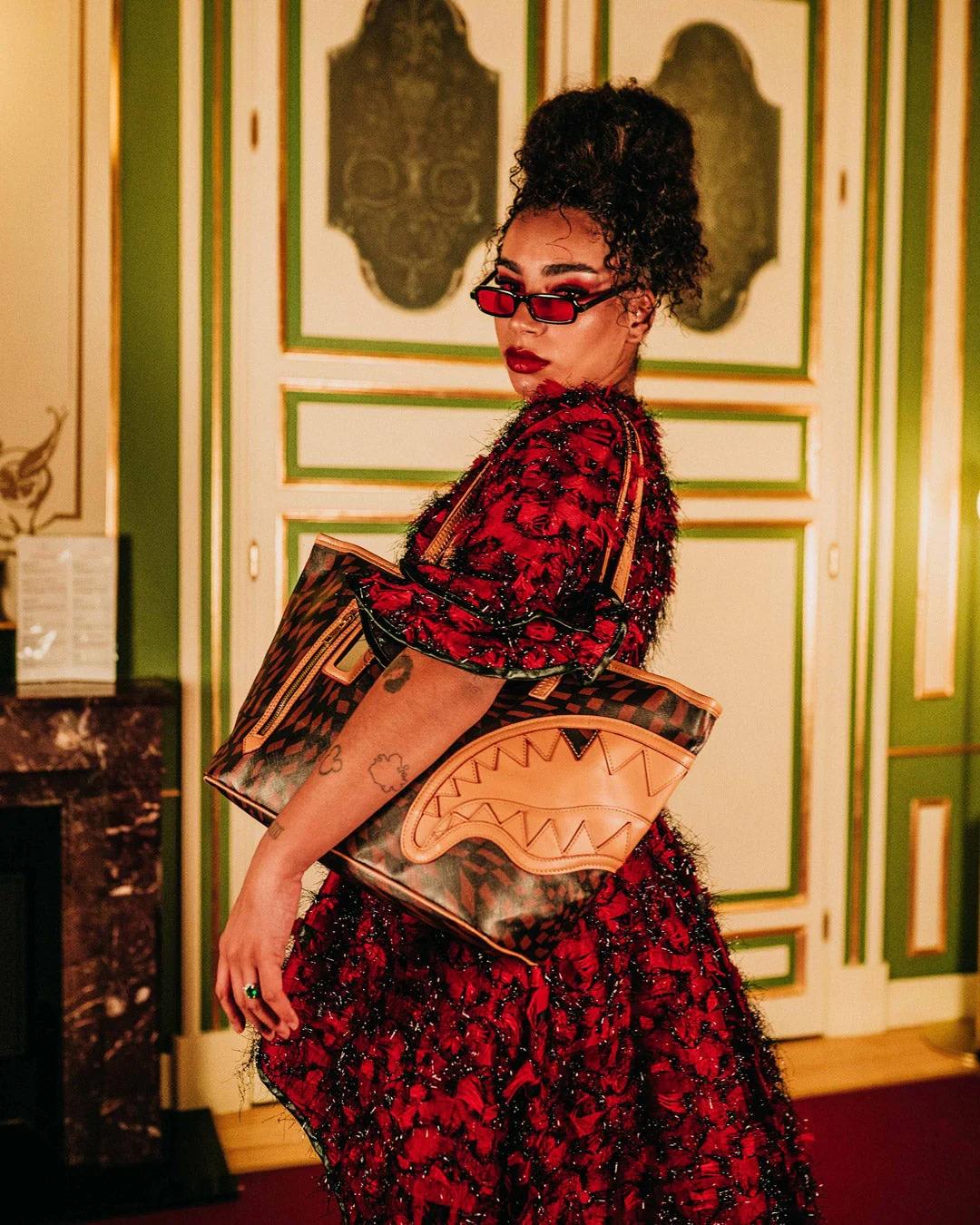 Sprayground Essential | TRIPPY HENNY TOTE