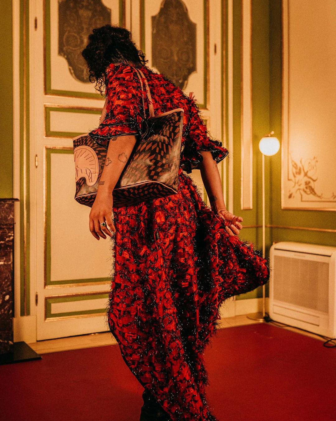 Sprayground Essential | TRIPPY HENNY TOTE