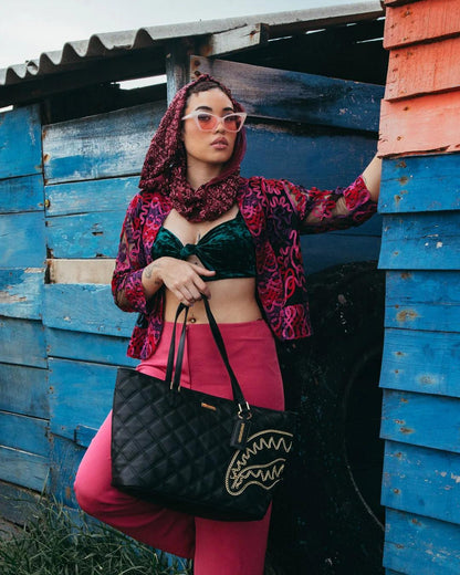 Sprayground Premium | NOIR QUILT GOLD CHAIN SHARK TOTE