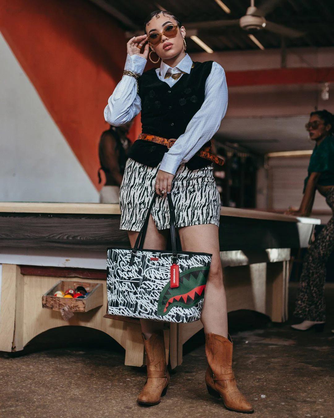Sprayground Trending | NIGHT NIGHT TOTE
