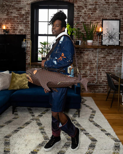 Sprayground Signature | SHARKFINITY SHARK SHAPE DUFFLE