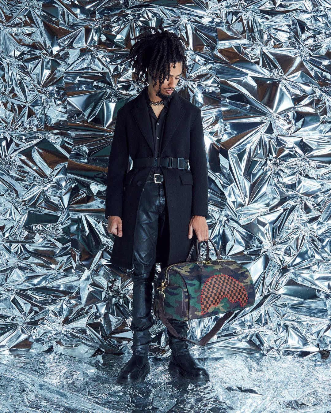 Sprayground Popular | THE PARADOXX SHARK DUFFLE