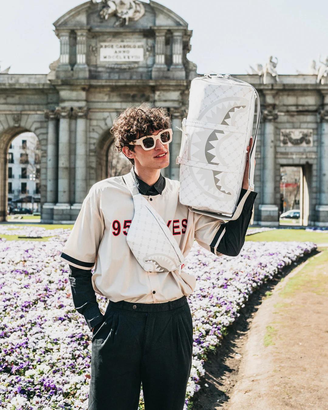 Sprayground Signature | MONEY PATTERN POWDER EMPEROR DUFFLE