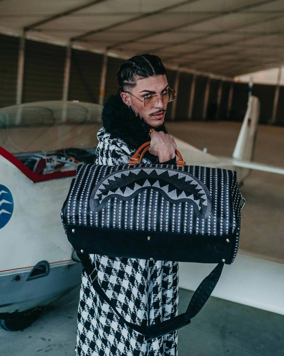 Sprayground Signature | ILLUCHAINS DUFFLE
