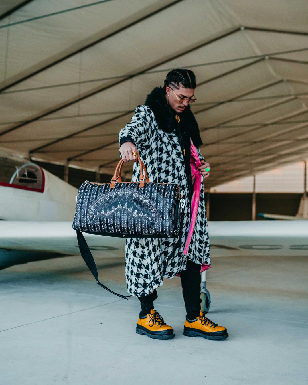 Sprayground Signature | ILLUCHAINS DUFFLE