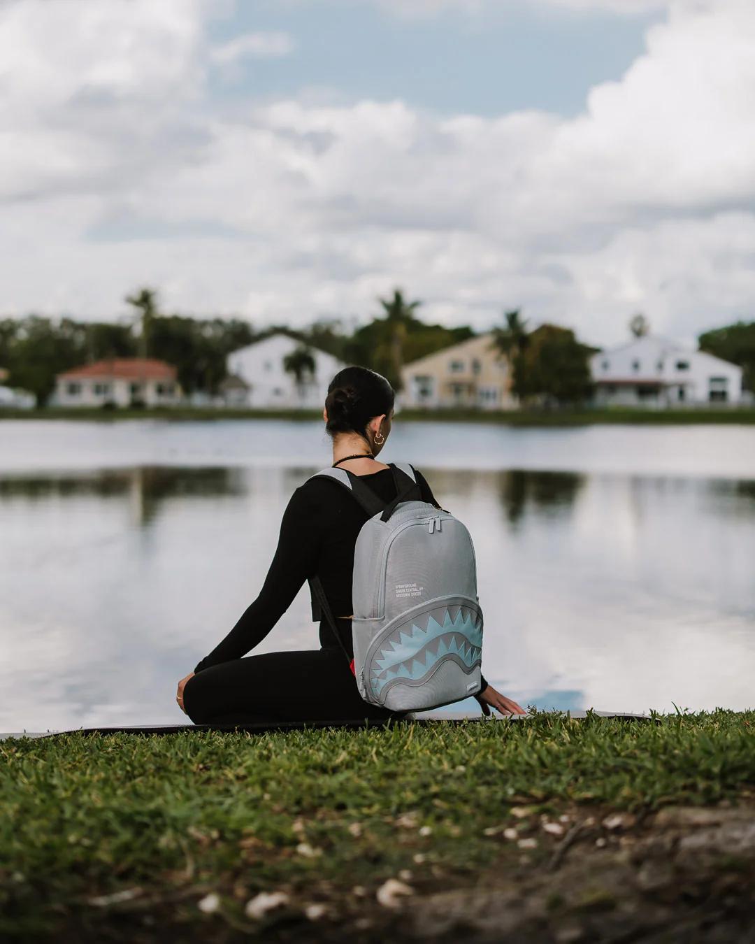 Sprayground Popular | SHARK CENTRAL ICE MESH BACKPACK