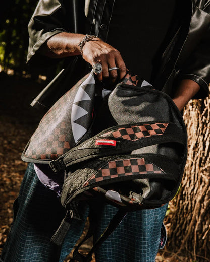 Sprayground Exclusive | NOOO WAY!!! A REVERSIBLE BACKPACK - PURPLE VELOUR TO OG SHARKS IN PARI