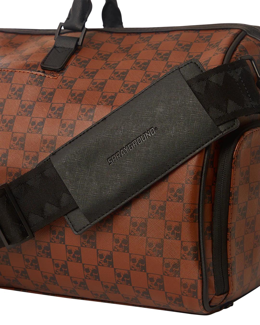Sprayground Recommended | SHARKS AND SKULLS DUFFLE