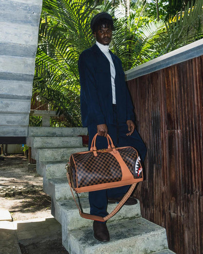 Sprayground Signature | HENNY AIR TO THE THRONE DUFFLE