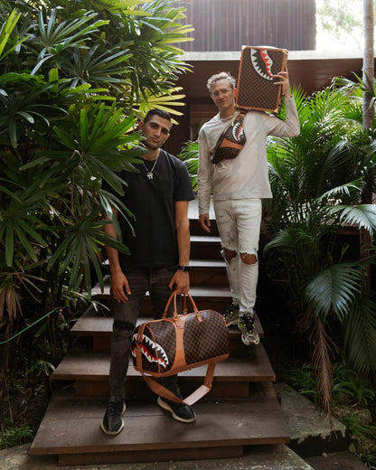 Sprayground Signature | HENNY AIR TO THE THRONE DUFFLE
