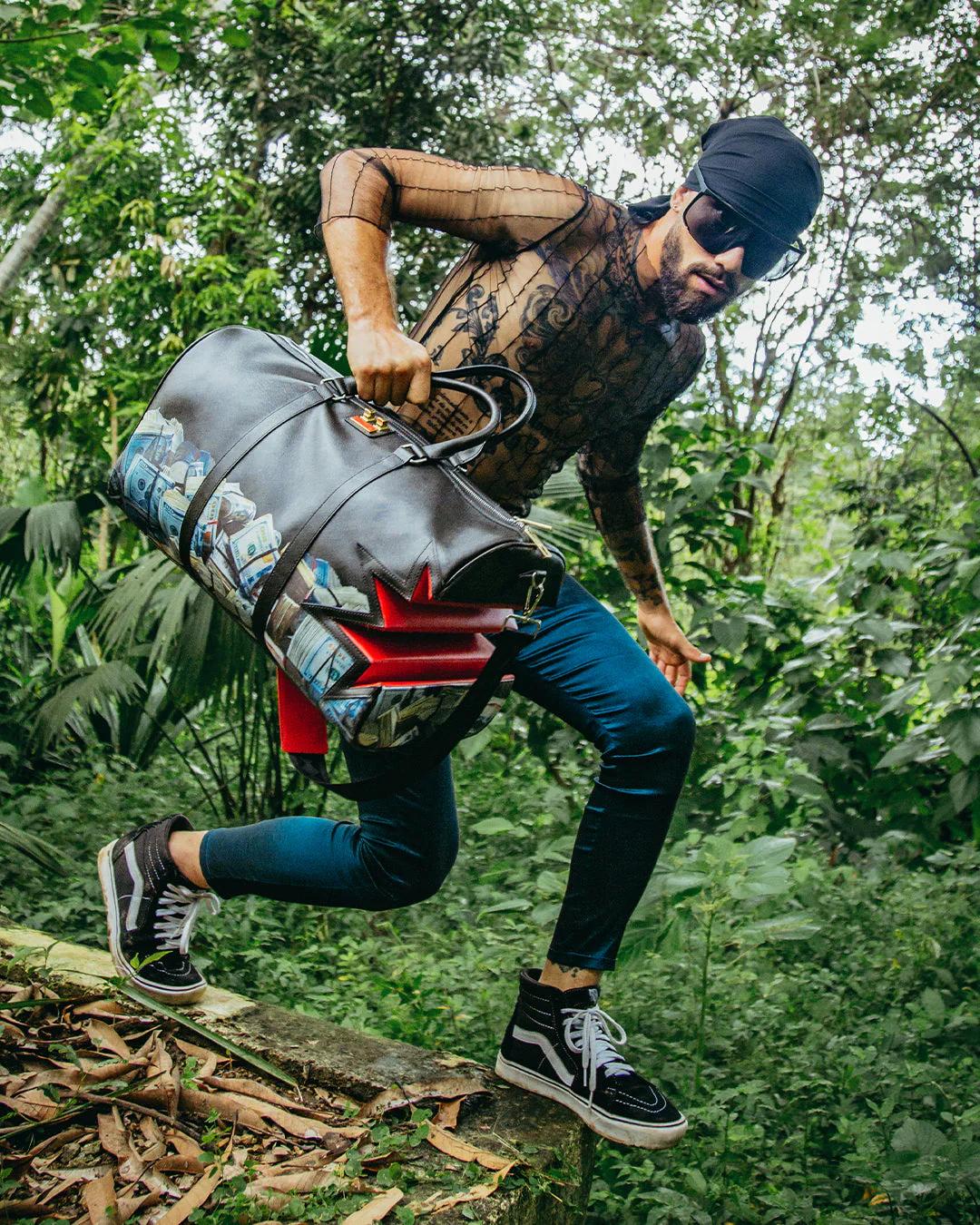 Sprayground Essential | $HARKBITE LARGE DUFFLE