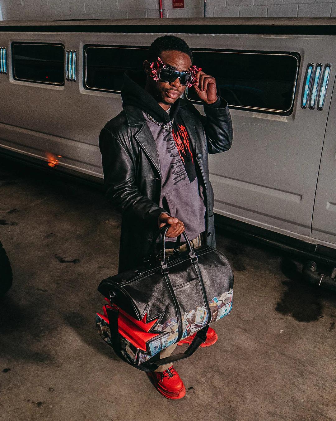 Sprayground Essential | $HARKBITE LARGE DUFFLE