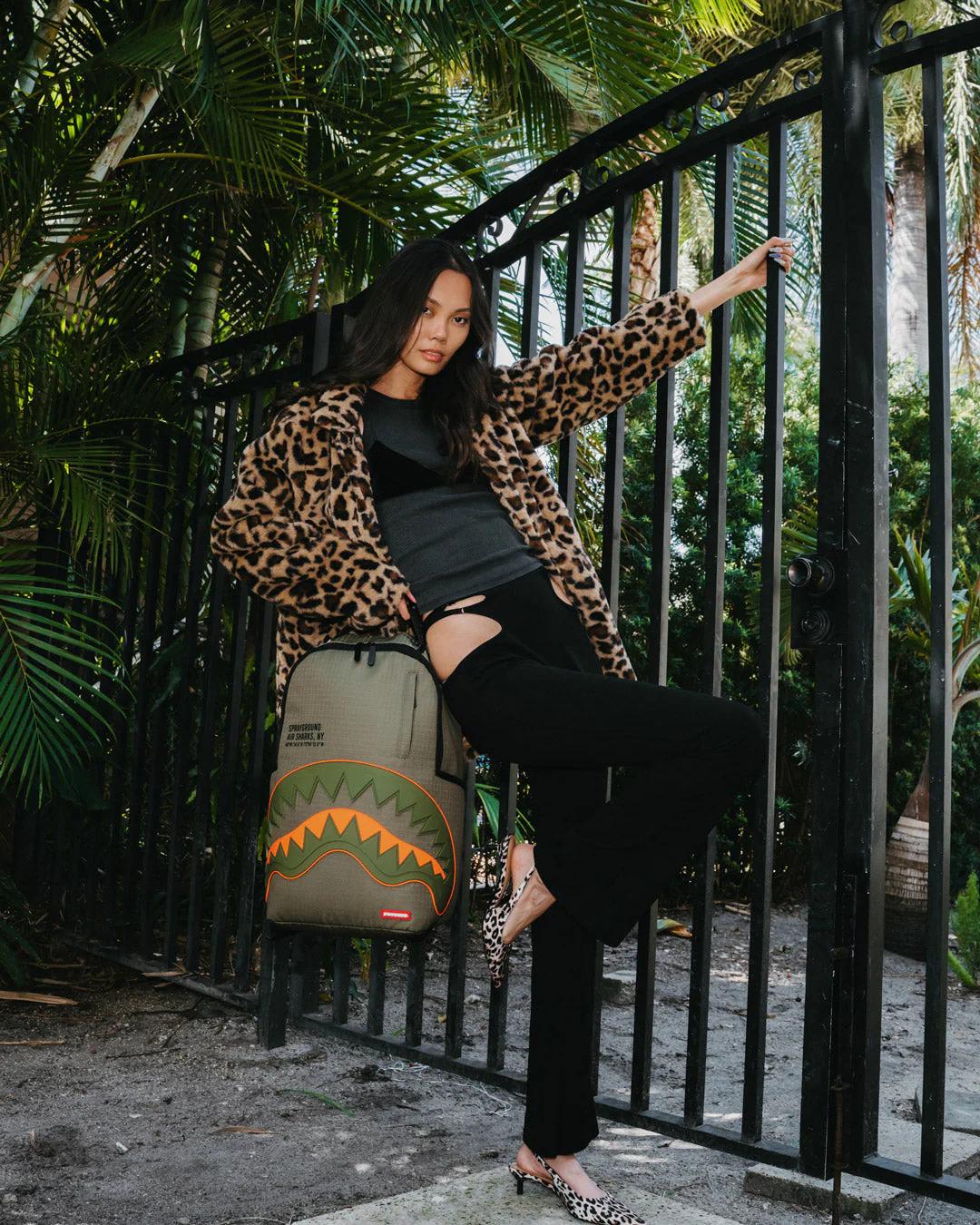 Sprayground Signature | SHARK CENTRAL AIRBORNE BACKPACK