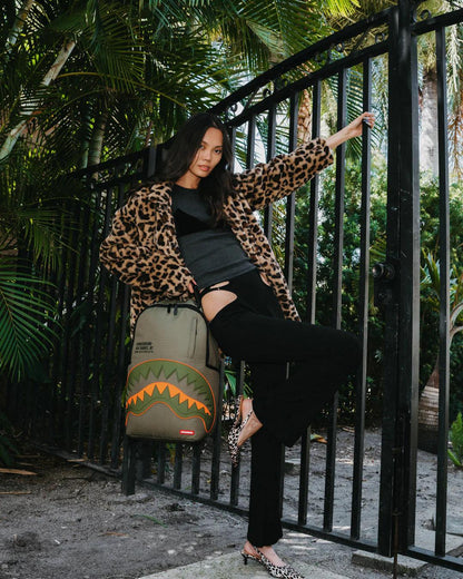 Sprayground Signature | SHARK CENTRAL AIRBORNE BACKPACK