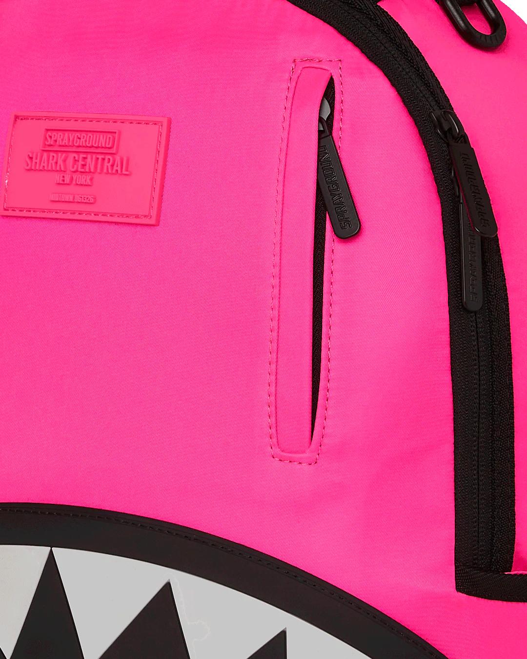 Sprayground Exclusive | SHARK CENTRAL PULSE BACKPACK