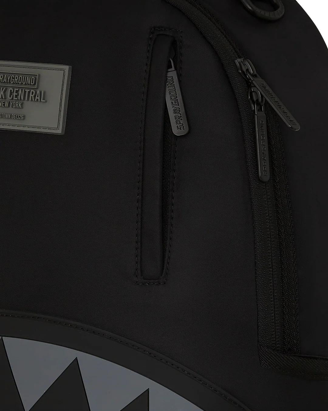 Sprayground Classic | SHARK CENTRAL PULSE 2.0 BACKPACK