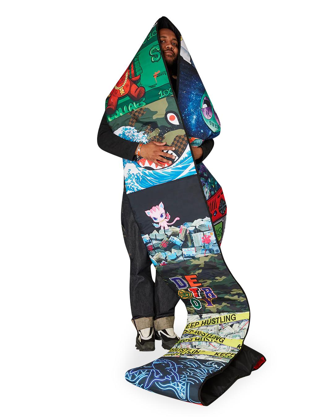 Sprayground Essential | THE SCROLL OF 15 YEARS DLXV BACKPACK (SUPER RARE)