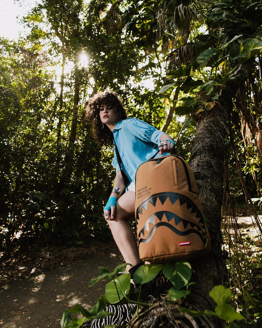 Sprayground Exclusive | SHARK CENTRAL INTERIOR DLX BACKPACK