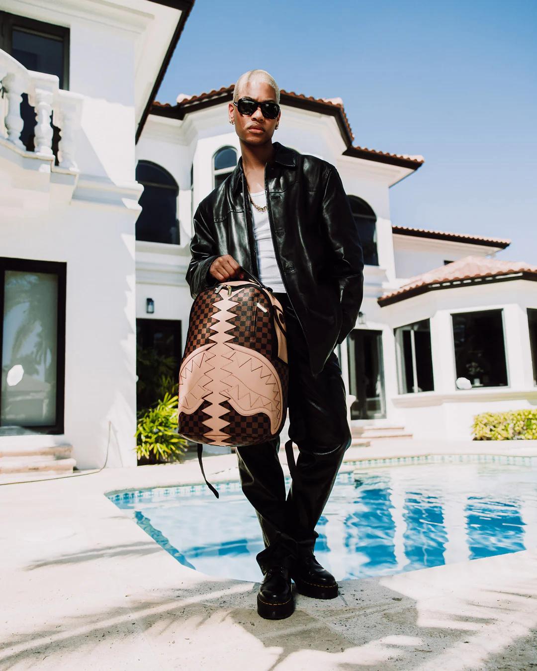 Sprayground Popular | HYPESHARK DLX BACKPACK