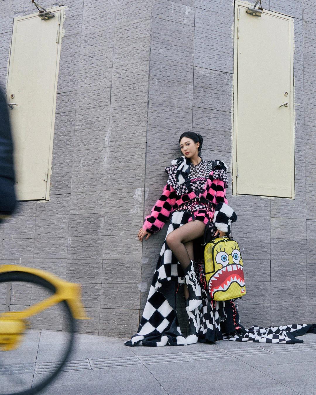 Sprayground Essential | SPONGEBOB SQUARE CHECK FLEX DLXSV BACKPACK