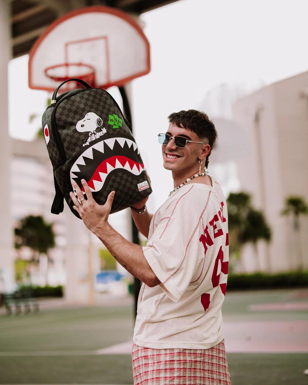Sprayground New | SNOOPY SHARK RICH BACKPACK