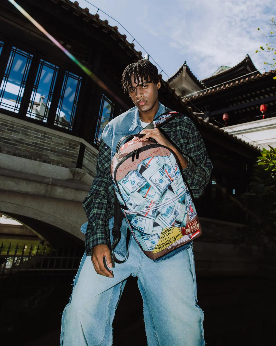 Sprayground Featured | OVERNIGHT EXPRESS BACKPACK