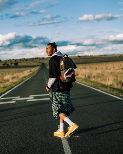 Sprayground Featured | SHARKS IN PARIS BLUR EFFECT BACKPACK