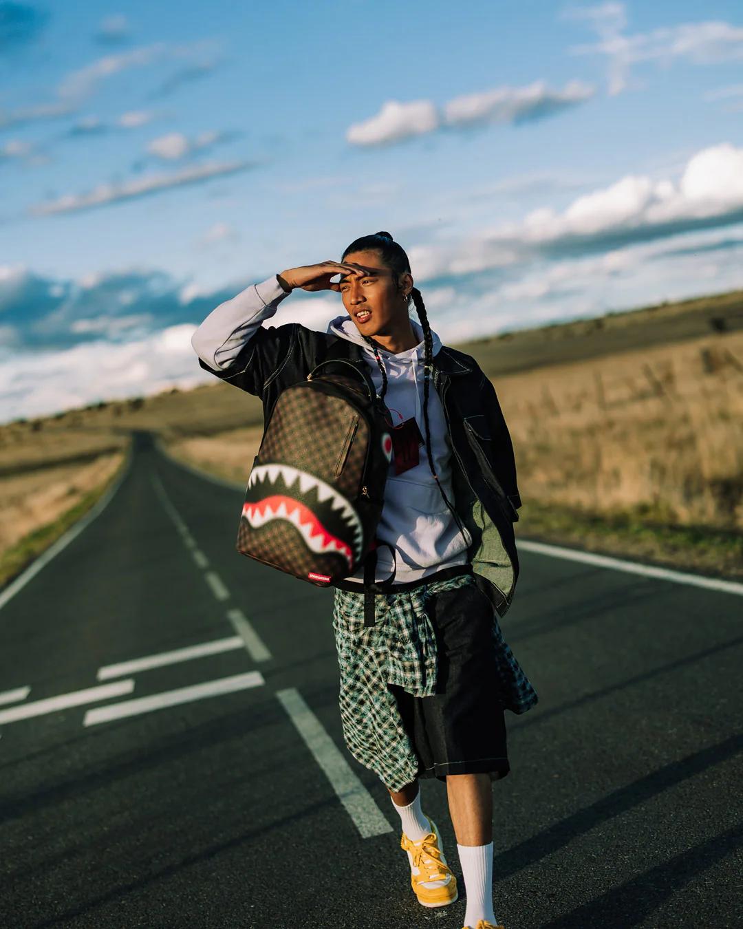 Sprayground Featured | SHARKS IN PARIS BLUR EFFECT BACKPACK